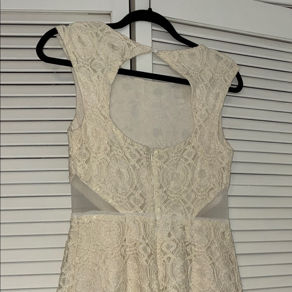 Kimchi Blue Cream Lace Mini Dress circa 2013